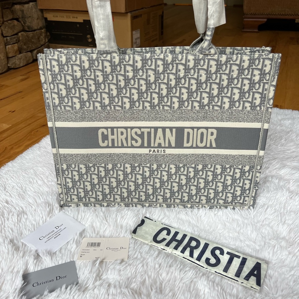 Dior Medium Book Tote